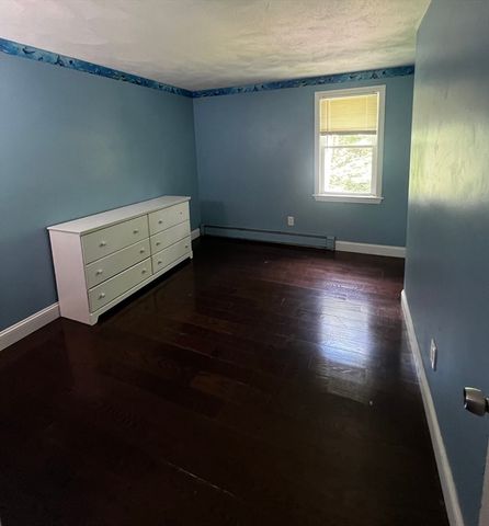 26 Parsonage Hill Rd, Haverhill, MA 01832