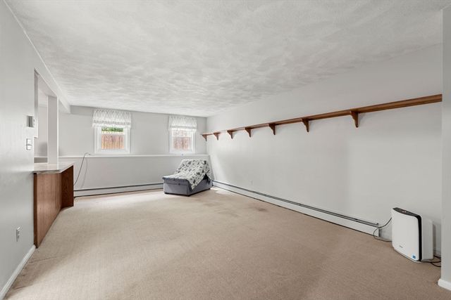 26 Parsonage Hill Rd, Haverhill, MA 01832