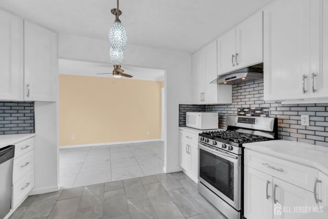 15 Rolfe Avenue, Highland Park, NJ 08904