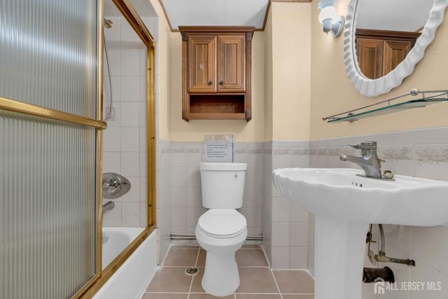 15 Rolfe Avenue, Highland Park, NJ 08904