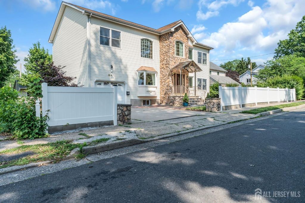 15 Rolfe Avenue, Highland Park, NJ 08904