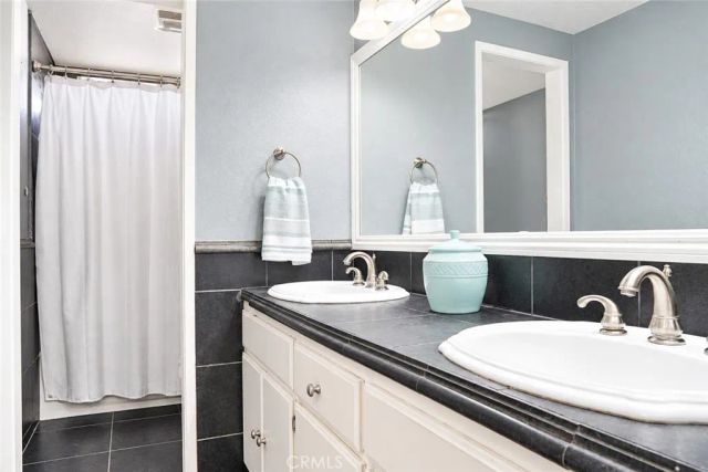 2164 N Date, Rialto, CA 92377