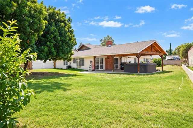2164 N Date, Rialto, CA 92377