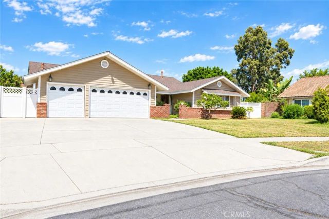 2164 N Date, Rialto, CA 92377