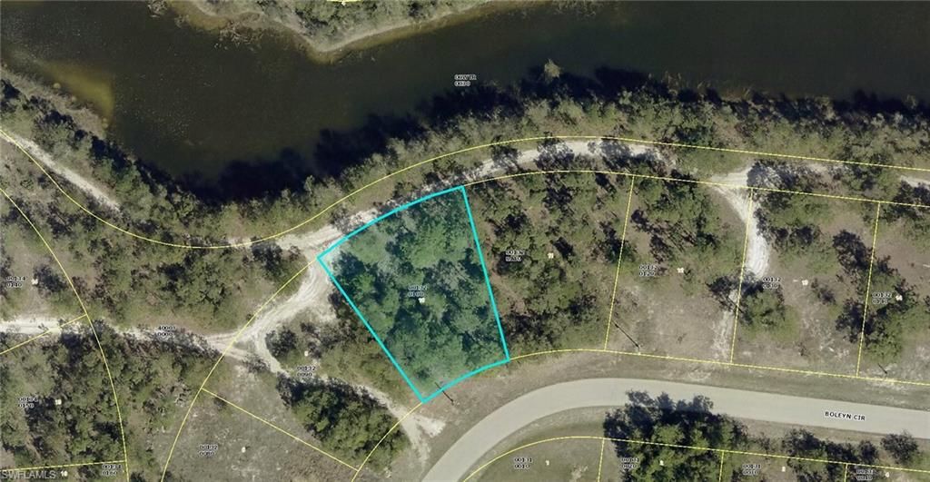 445 Boleyn CIR, LEHIGH ACRES, FL 33974 — exterior