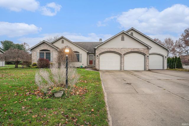 58656 Baugo Xing Drive, Elkhart, IN 46517