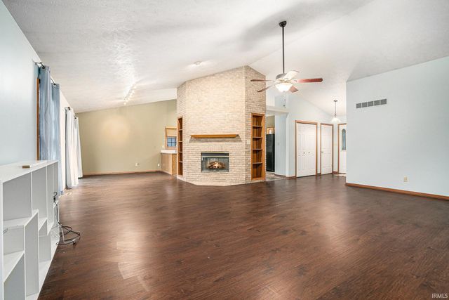 58656 Baugo Xing Drive, Elkhart, IN 46517