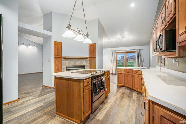 58656 Baugo Xing Drive, Elkhart, IN 46517