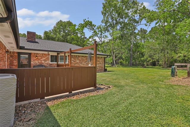 2543 Fountain View Street, New Caney, TX 77357
