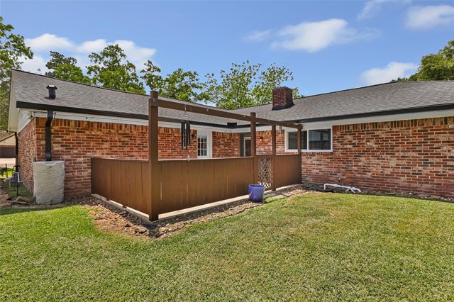 2543 Fountain View Street, New Caney, TX 77357