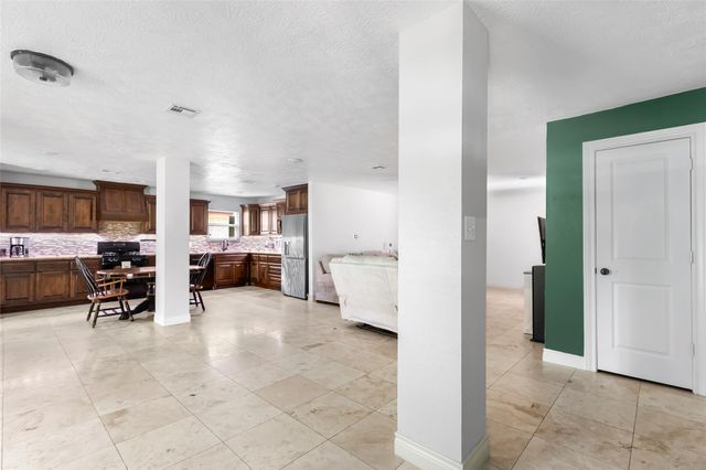 2543 Fountain View Street, New Caney, TX 77357