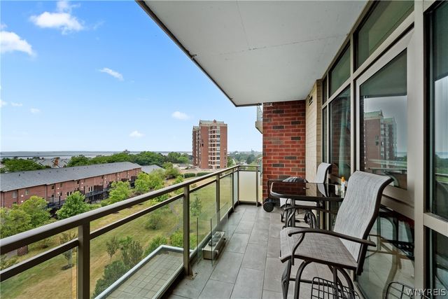 132 Lakefront Boulevard 404, Buffalo, NY 14202