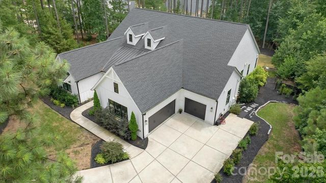 6321 Chimney Bluff Road, Lancaster, SC 29720