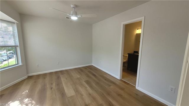 115 Heather Way Apt H, Yorktown, VA 23693