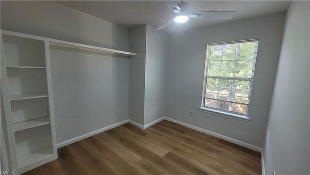115 Heather Way Apt H, Yorktown, VA 23693