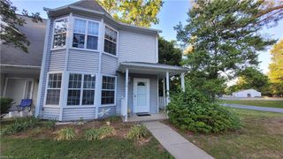 115 Heather Way Apt H, Yorktown, VA 23693