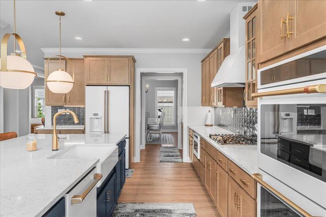 281 Squires Circle, Lexington, KY 40515