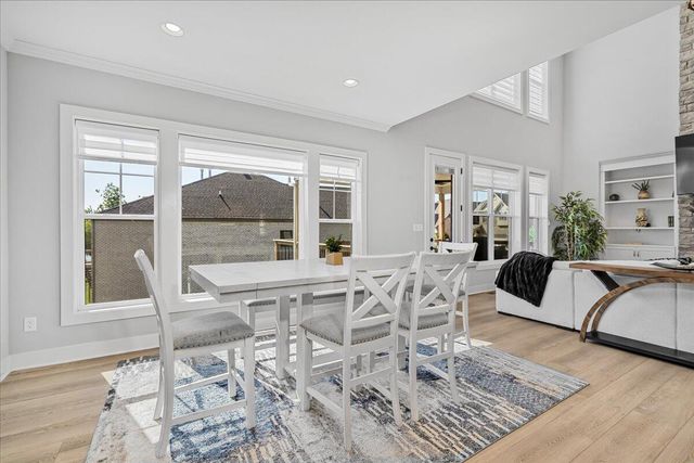 281 Squires Circle, Lexington, KY 40515