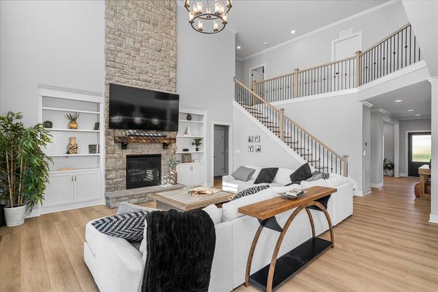 281 Squires Circle, Lexington, KY 40515