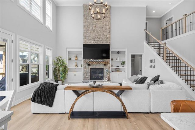 281 Squires Circle, Lexington, KY 40515