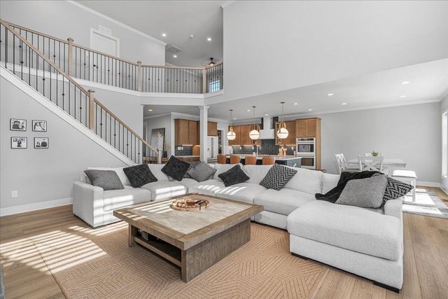 281 Squires Circle, Lexington, KY 40515