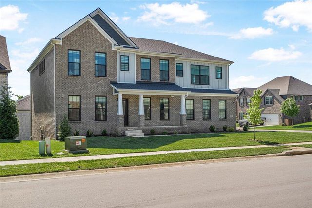 281 Squires Circle, Lexington, KY 40515