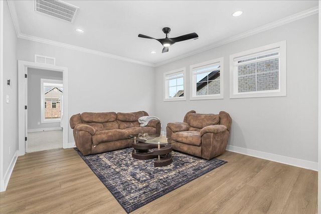 281 Squires Circle, Lexington, KY 40515