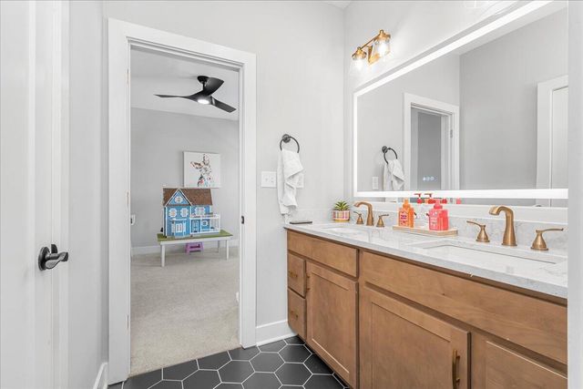 281 Squires Circle, Lexington, KY 40515