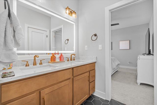 281 Squires Circle, Lexington, KY 40515