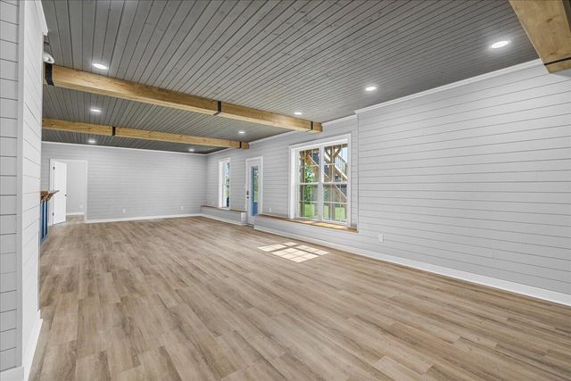 281 Squires Circle, Lexington, KY 40515