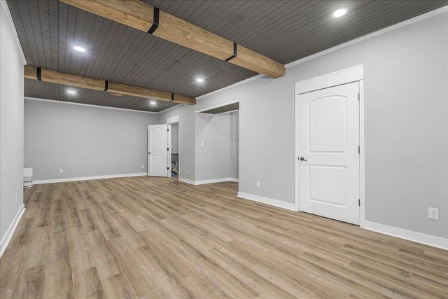 281 Squires Circle, Lexington, KY 40515