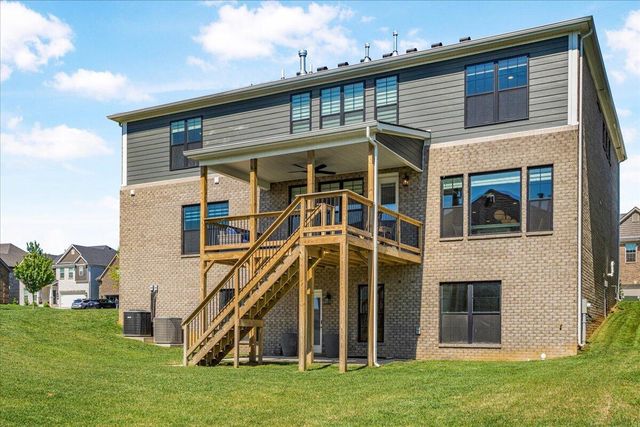 281 Squires Circle, Lexington, KY 40515