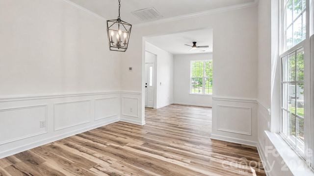 12519 Wandering Brook Drive, Charlotte, NC 28273