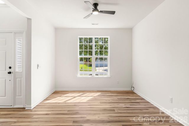 12519 Wandering Brook Drive, Charlotte, NC 28273