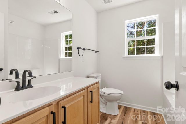 12519 Wandering Brook Drive, Charlotte, NC 28273