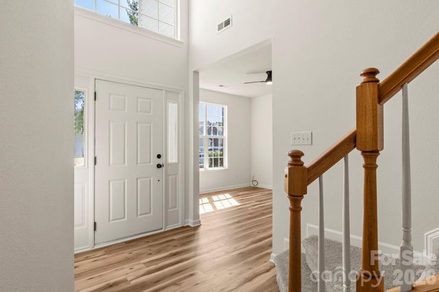 12519 Wandering Brook Drive, Charlotte, NC 28273