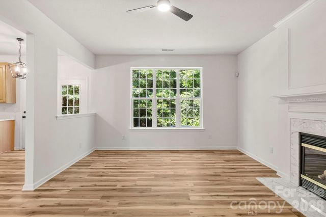 12519 Wandering Brook Drive, Charlotte, NC 28273