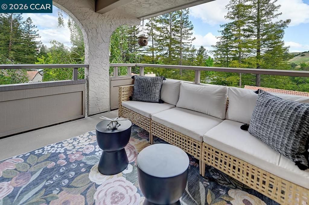 Image 17 of property listing at 1129 Avenida Sevilla 4C, Walnut Creek, CA 94595