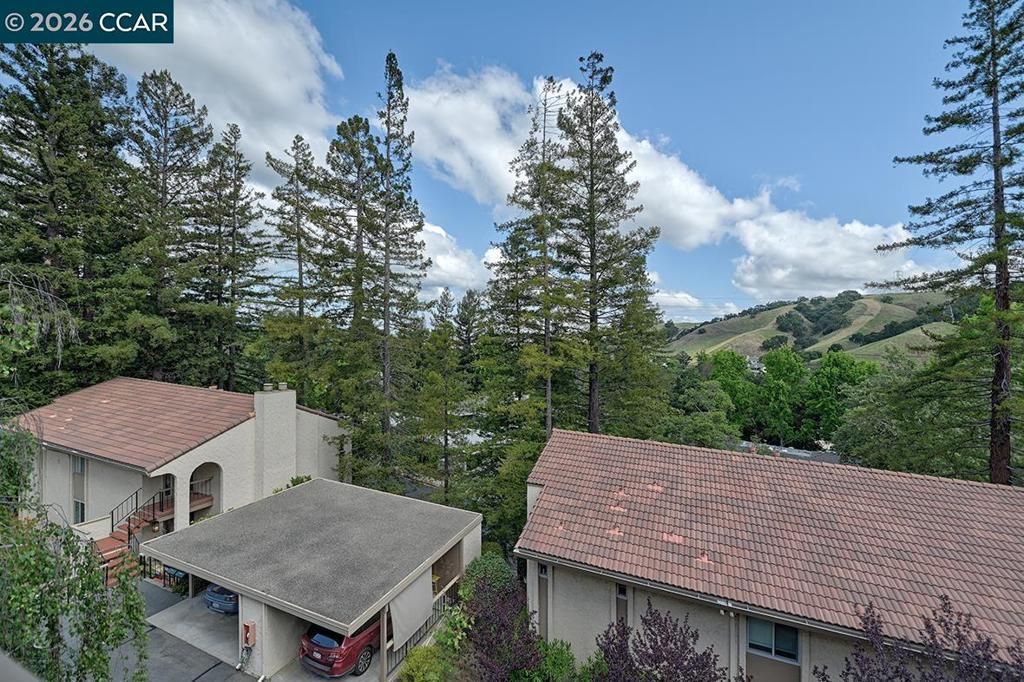 Image 19 of property listing at 1129 Avenida Sevilla 4C, Walnut Creek, CA 94595