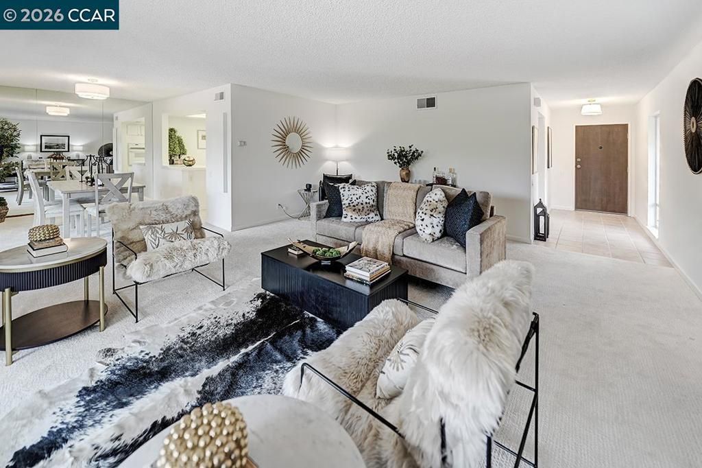 Image 26 of property listing at 1129 Avenida Sevilla 4C, Walnut Creek, CA 94595