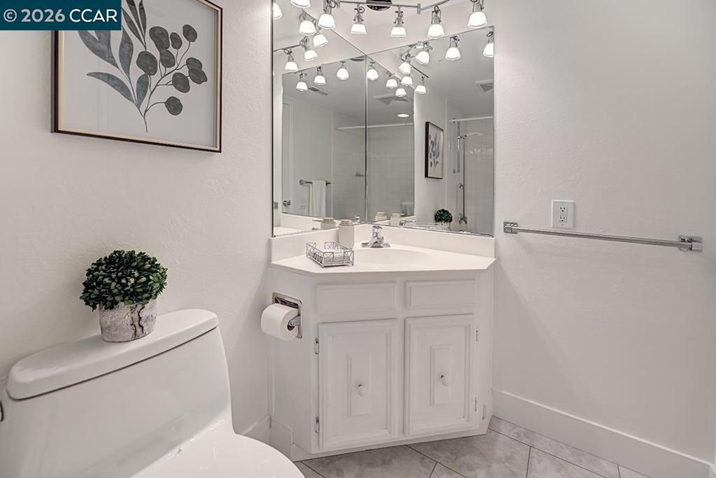 Image 35 of property listing at 1129 Avenida Sevilla 4C, Walnut Creek, CA 94595