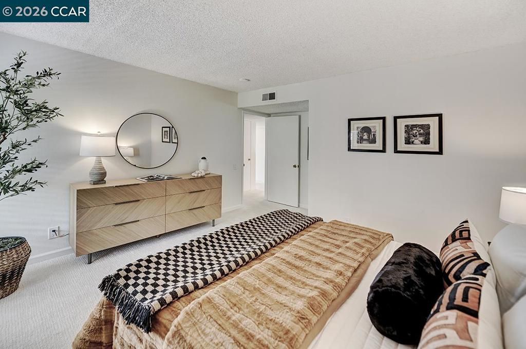 Image 38 of property listing at 1129 Avenida Sevilla 4C, Walnut Creek, CA 94595