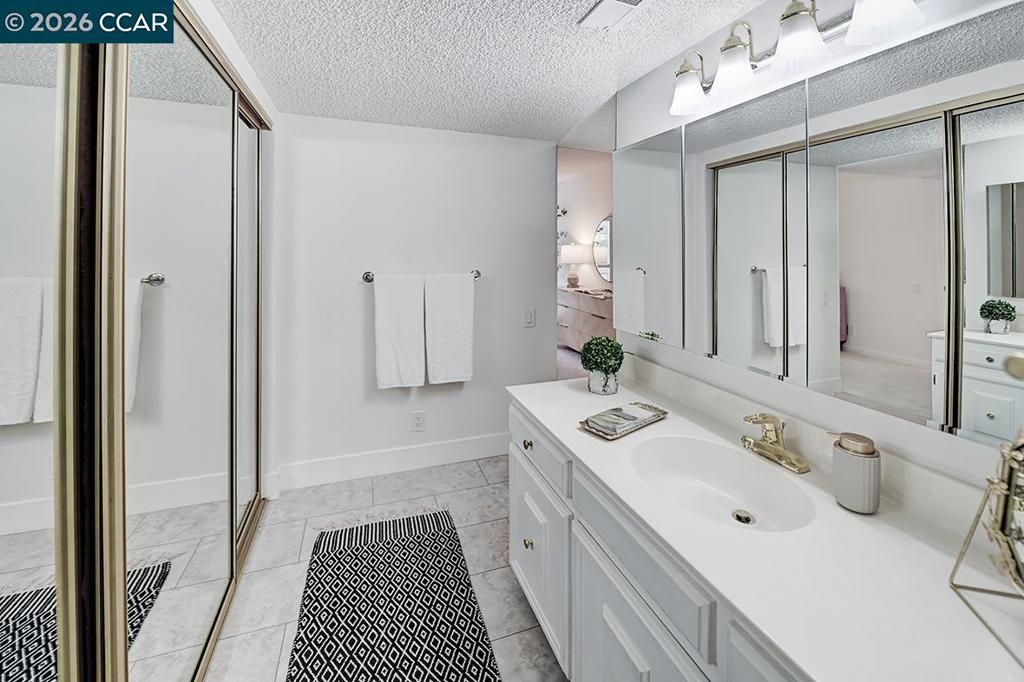 Image 43 of property listing at 1129 Avenida Sevilla 4C, Walnut Creek, CA 94595