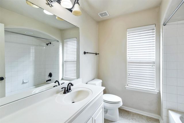 2016 Magic Mantle Drive, Lewisville, TX 75056