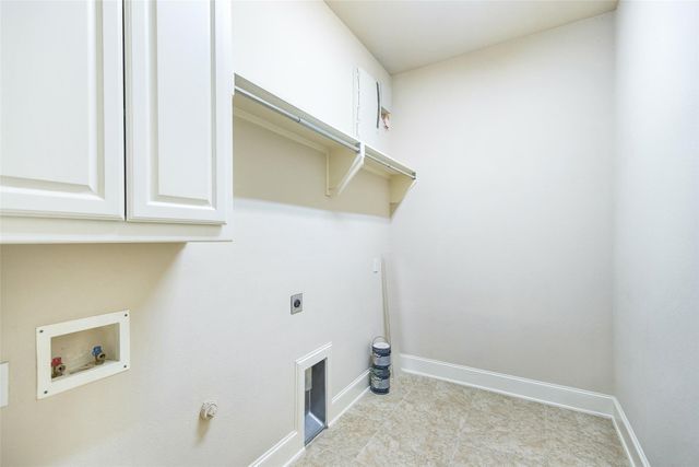 2016 Magic Mantle Drive, Lewisville, TX 75056