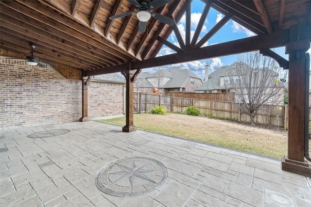 2016 Magic Mantle Drive, Lewisville, TX 75056