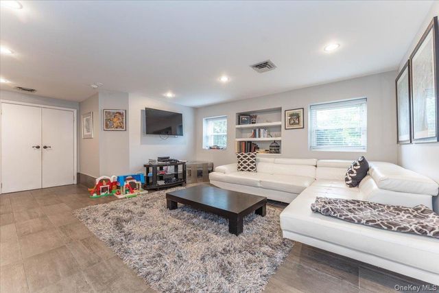 616 Woodmere Boulevard, Woodmere, NY 11598