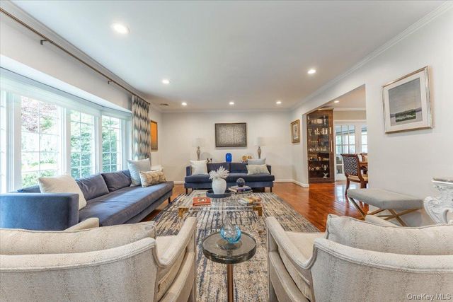 616 Woodmere Boulevard, Woodmere, NY 11598