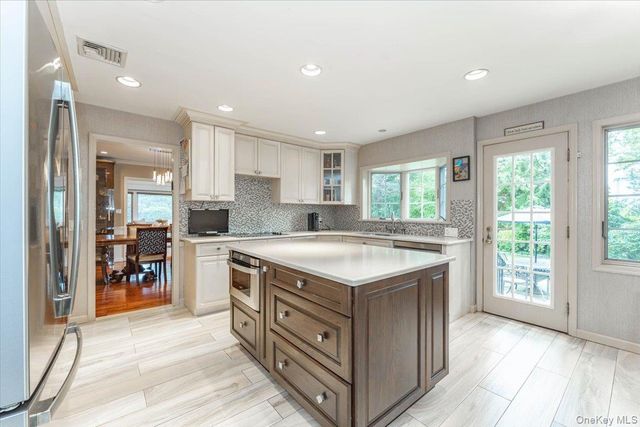 616 Woodmere Boulevard, Woodmere, NY 11598
