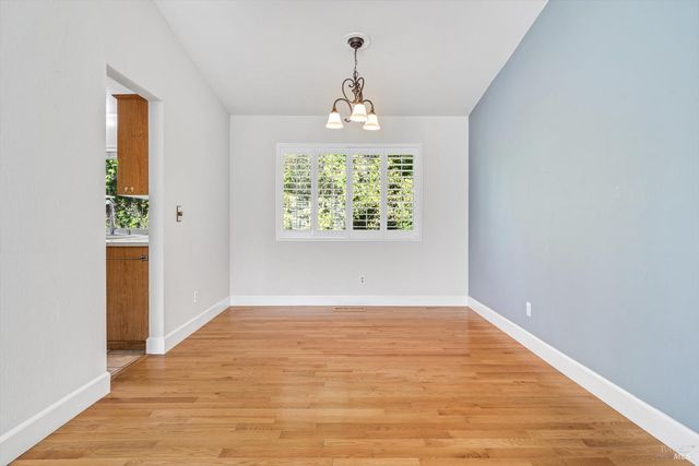 1569 Trellis Ln, Petaluma, CA 94954